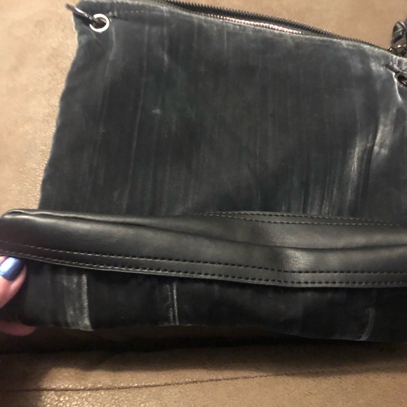 Vintage Steve Madden soft bag with studded handle excellent Condition used once - Picture 2 of 10